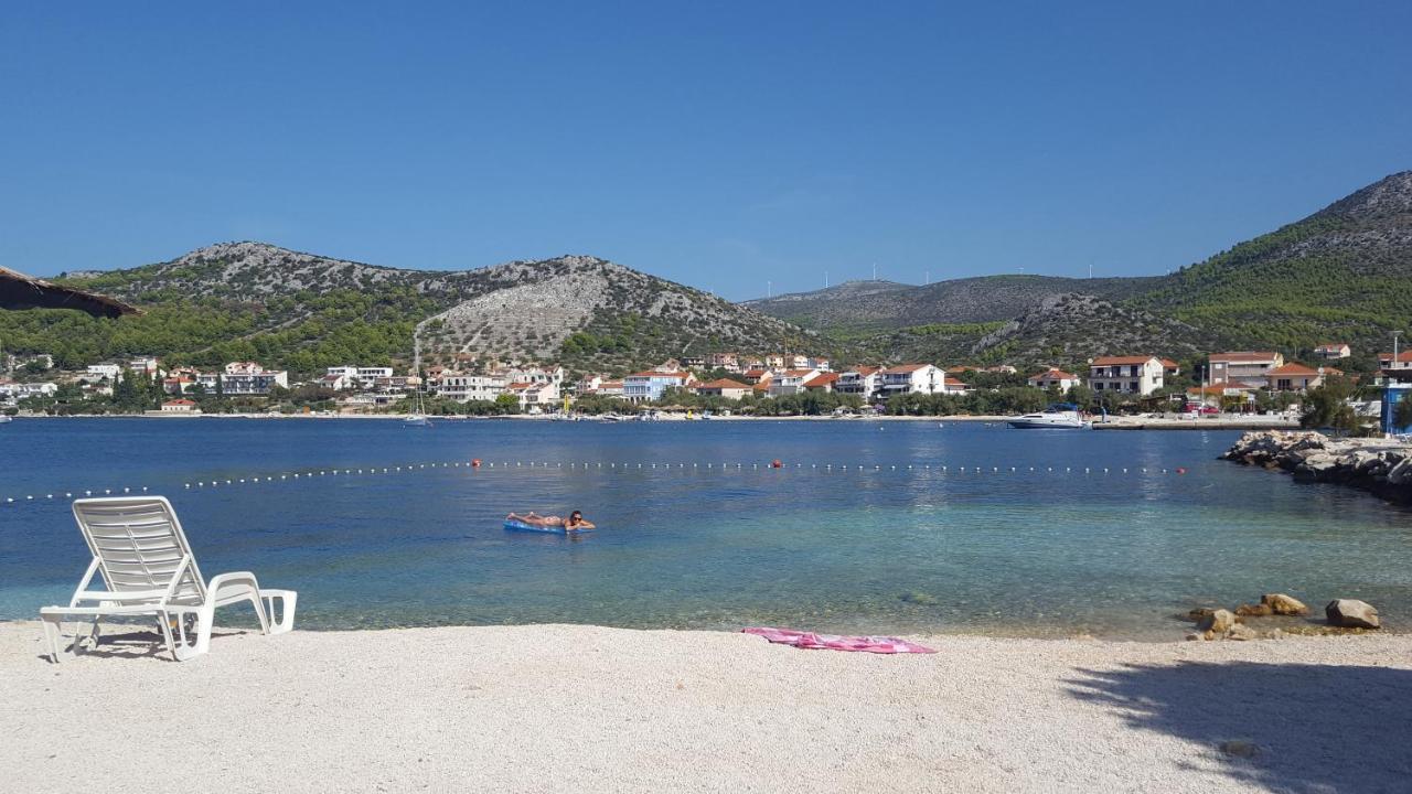 Apartments By The Sea Seget Vranjica, Trogir - 13771 Exterior photo